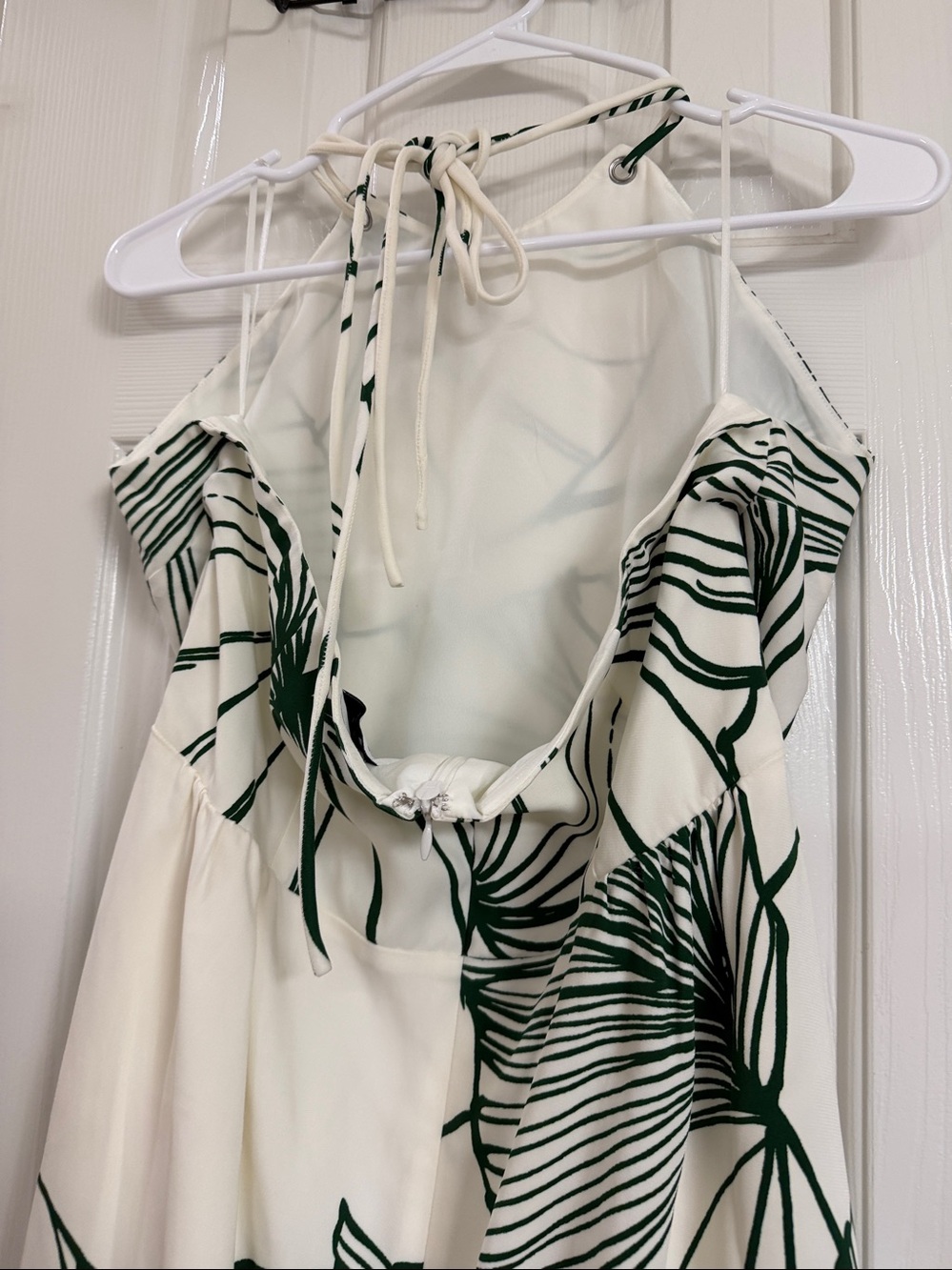 REISS Maxi  Dress. NEW w Tags. Green / White Halter - Picture 4 of 9
